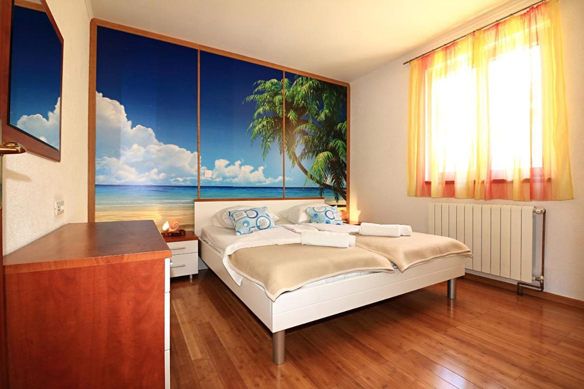 Broscica 16 Apartment Jezera Exterior photo